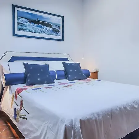 Apartment Santa Croce At Your Fingertips.
